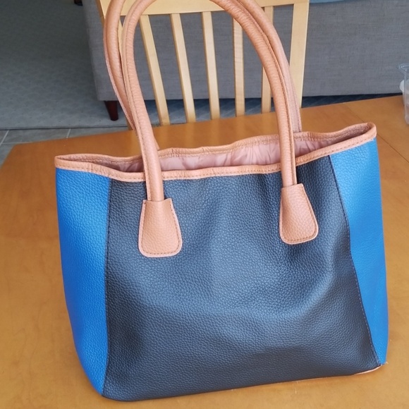 Neiman Marcus Two Toned Tote Bag - Picture 2 of 5
